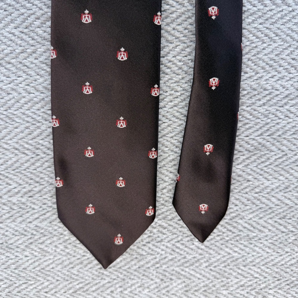 Wembley Necktie OS Brown Polyester Vintage Crest Embroidered Classic Mens Tie